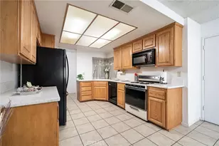 9771 Kaiser Ct, Fontana, CA 92335 - Photo 11