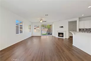 15834 Vienna, Fontana, CA 92336 - Photo 5