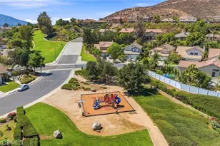 637 Avondale, Corona, CA 92879 - Photo 45