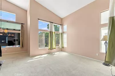 637 Avondale, Corona, CA 92879 - Photo 3