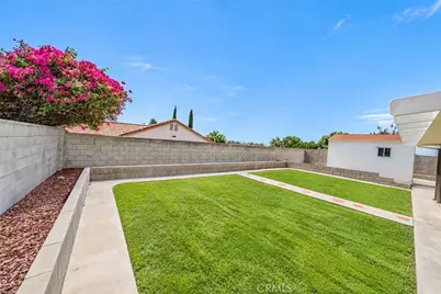 14815 Hibiscus, Fontana, CA 92335 - Photo 37