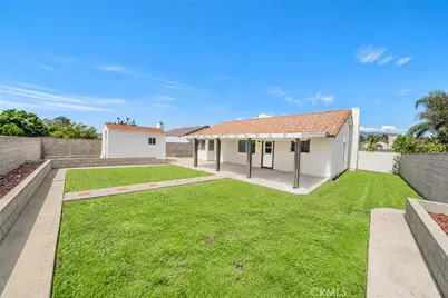 14815 Hibiscus, Fontana, CA 92335 - Photo 35