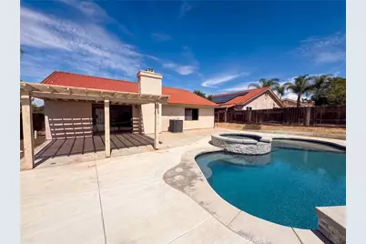 25431 Pistache Court, Murrieta, CA 92563 - Photo 5