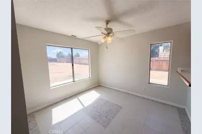 13561 Glacier, Hesperia, CA 92345 - Photo 7