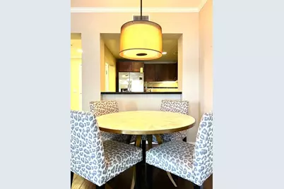 125 North Raymond Avenue #404, Pasadena, CA 91103 - Photo 3