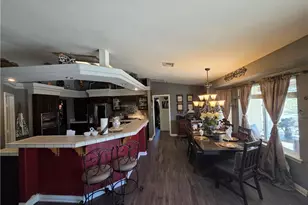 8026 Primrose Ave, Oak Hills, CA 92344 - Photo 17