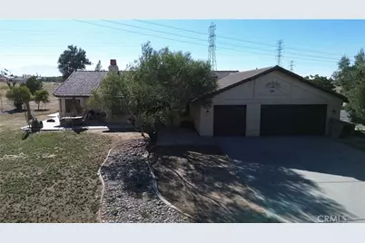 8026 Primrose Avenue, Oak Hills, CA 92344 - Photo 33
