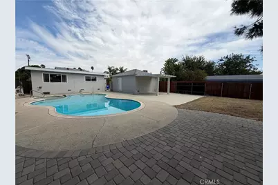 16515 Rosemary, Fontana, CA 92335 - Photo 5