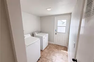 16515 Rosemary, Fontana, CA 92335 - Photo 9