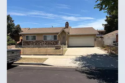 944 Kenwood, Inglewood, CA 90301 - Photo 1
