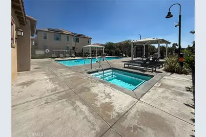 493 N Pinewood Avenue, Rialto, CA 92376 - Photo 35
