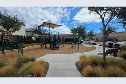 493 N Pinewood Avenue, Rialto, CA 92376 - Photo 5