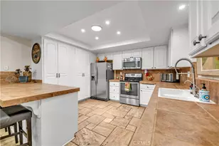 22862 Calcutta, Canyon Lake, CA 92587 - Photo 9