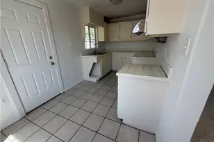 1529 Jantzen, Colton, CA 92324 - Photo 3