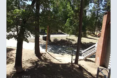 32909 Chipmunk, Running Springs, CA 92382 - Photo 19