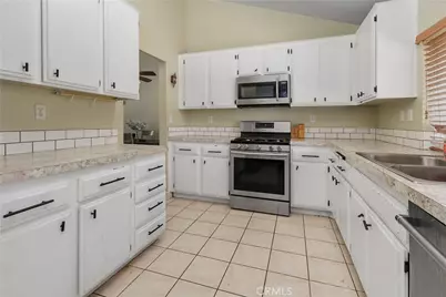 1004 Radka, Beaumont, CA 92223 - Photo 19