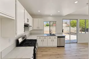 16786 Via Pamplona, Moreno Valley, CA 92551 - Photo 19