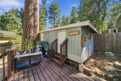 31430 Frontier, Running Springs, CA 92382 - Photo 25