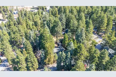 31430 Frontier, Running Springs, CA 92382 - Photo 29