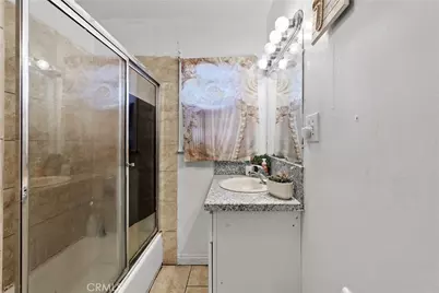 332 W 11th Street, Perris, CA 92570 - Photo 19