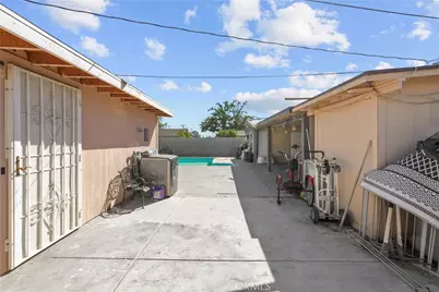 332 W 11th Street, Perris, CA 92570 - Photo 37