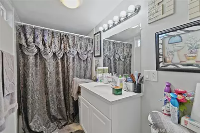 332 W 11th Street, Perris, CA 92570 - Photo 17