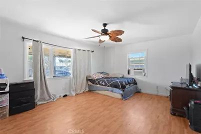 332 W 11th Street, Perris, CA 92570 - Photo 13