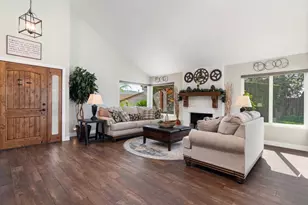 8251 Bent Tree, Riverside, CA 92509 - Photo 9