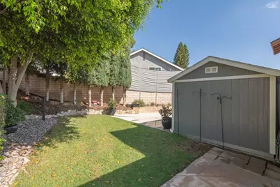8251 Bent Tree, Riverside, CA 92509 - Photo 49