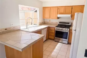 961 Verona, San Jacinto, CA 92583 - Photo 9