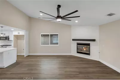 18043 Sunburst, Victorville, CA 92395 - Photo 17