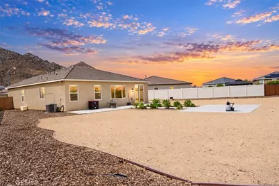 8012 Rooster Court, Riverside, CA 92507 - Photo 9
