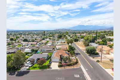 25481 Foothill Drive, San Bernardino, CA 92404 - Photo 7