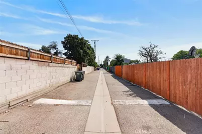 1811 James Place, Pomona, CA 91767 - Photo 31
