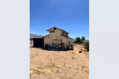 24211 Pala, Apple Valley, CA 92307 - Photo 9