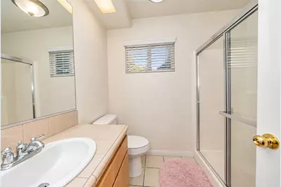 15999 Holly Brook, Victorville, CA 92395 - Photo 29