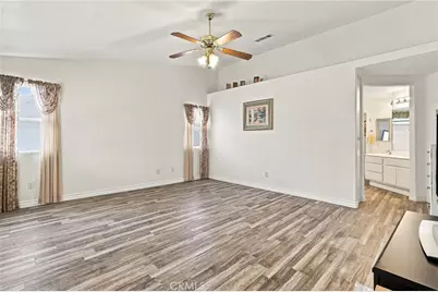 721 N Sandalwood Avenue, Rialto, CA 92376 - Photo 29