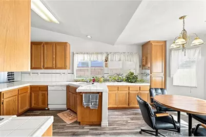 721 N Sandalwood Avenue, Rialto, CA 92376 - Photo 13