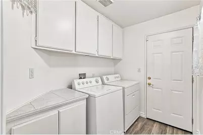 721 N Sandalwood Avenue, Rialto, CA 92376 - Photo 25