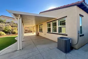 24280 Crestley Dr, Corona, CA 92883 - Photo 39