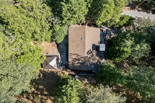 24834 Edelweiss Dr, Crestline, CA 92325 - Photo 35