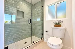 7666 E Paseo Laredo, Anaheim, CA 92808 - Photo 15