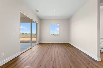 7925 Featherstone Court, Riverside, CA 92506 - Photo 15
