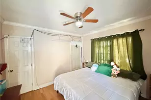 218 E 60th St, Los Angeles, CA 90003 - Photo 13