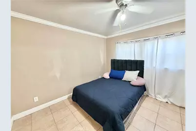 218 E 60th Street, Los Angeles, CA 90003 - Photo 9