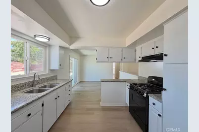 14365 Manzanita, Victorville, CA 92395 - Photo 9
