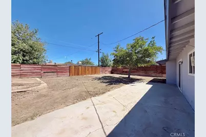 14365 Manzanita, Victorville, CA 92395 - Photo 19