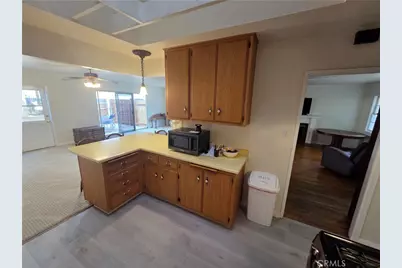 6825 Glacier Drive, Riverside, CA 92506 - Photo 25