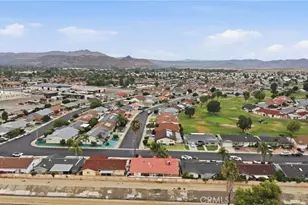 1180 Amberwood Dr, Hemet, CA 92543 - Photo 35