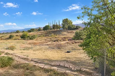 36098 Sharon, Yucaipa, CA 92399 - Photo 37